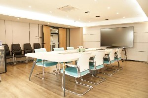 杭機股份(fen)總部辦公(gōng)環境