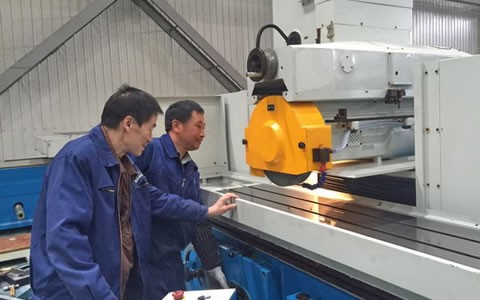 杭機股份首季(ji)出口機床實現(xiàn)開門紅