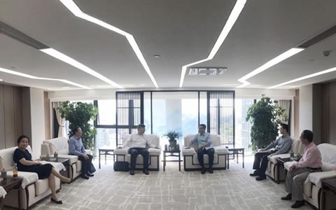 杭(hang)州市“三會”常(cháng)務副會長兼(jiān)秘書長李強(qiang)煜一行走訪(fǎng)杭機